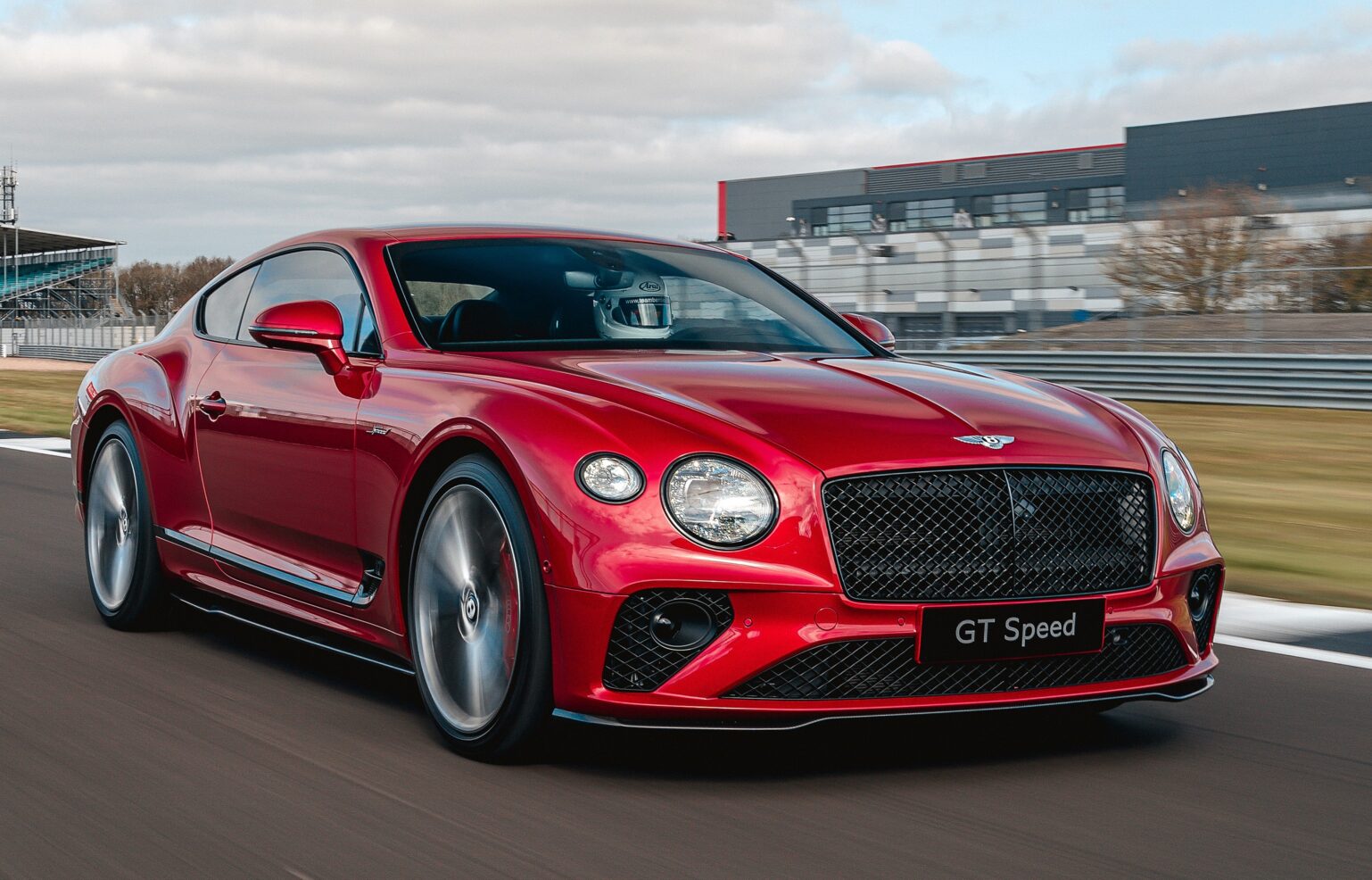 The new Bentley GT Speed relies on a dynamic ‘cutting edge’ like no